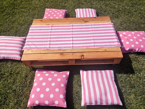 Table Runners - Image 8